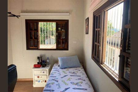 Casa à venda com 120m², 3 quartos e 2 vagas