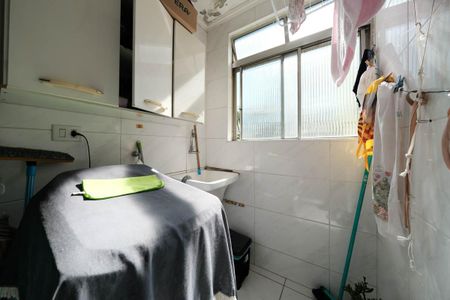 Cozinha e Área de Serviço de apartamento à venda com 2 quartos, 60m² em Parque Paineiras, São Paulo