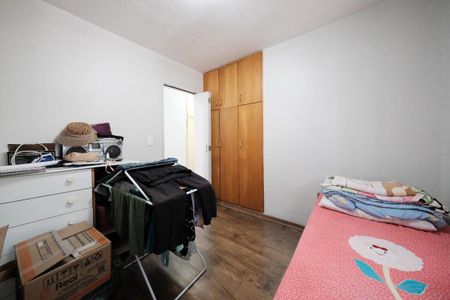 Quarto 1 de apartamento à venda com 2 quartos, 60m² em Parque Paineiras, São Paulo