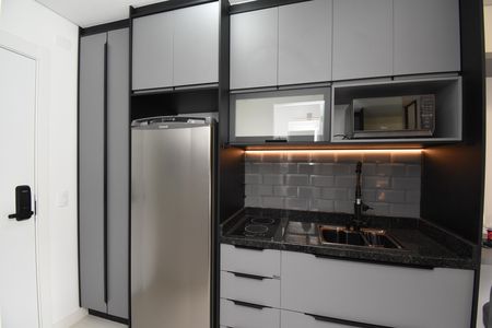 Studio de kitnet/studio para alugar com 1 quarto, 19m² em Centro, Curitiba