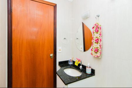 Apartamento à venda com 139m², 3 quartos e 4 vagasBanheiro do Quarto 1