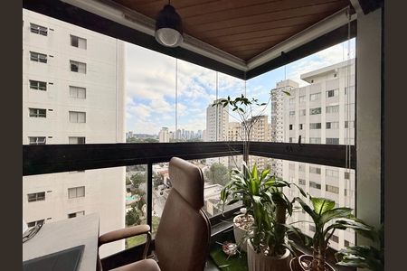 Apartamento à venda com 57m², 2 quartos e 1 vaga Apartamento à venda com 57m², 2 quartos e 1 vagaSacada