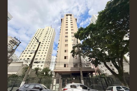 Apartamento à venda com 57m², 2 quartos e 1 vaga Apartamento à venda com 57m², 2 quartos e 1 vagaFachada