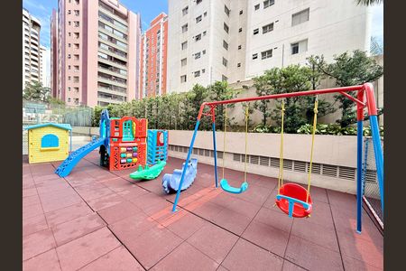 Apartamento à venda com 57m², 2 quartos e 1 vaga Apartamento à venda com 57m², 2 quartos e 1 vagaPlayground
