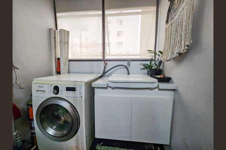 Apartamento à venda com 57m², 2 quartos e 1 vaga Apartamento à venda com 57m², 2 quartos e 1 vagaÁrea de Serviço