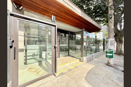 Apartamento à venda com 57m², 2 quartos e 1 vaga Apartamento à venda com 57m², 2 quartos e 1 vagaFachada