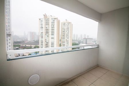 Apartamento à venda com 42m², 2 quartos e sem vaga Apartamento à venda com 42m², 2 quartos e sem vagaTerraço