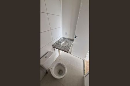 Apartamento para alugar com 48m², 2 quartos e 1 vaga Apartamento para alugar com 48m², 2 quartos e 1 vagaBanheiro