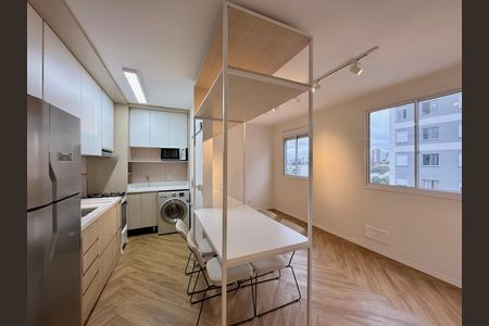 Sala  de apartamento para alugar com 1 quarto, 35m² em Santo Amaro, São Paulo