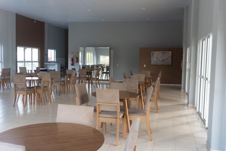 Apartamento para alugar com 45m², 2 quartos e 1 vaga Apartamento para alugar com 45m², 2 quartos e 1 vagaÁrea comum - Salão de festas