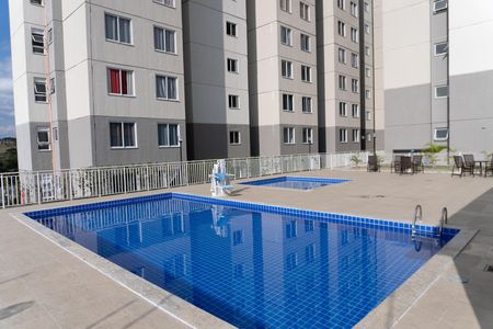 Apartamento para alugar com 45m², 2 quartos e 1 vaga Apartamento para alugar com 45m², 2 quartos e 1 vagaÁrea comum - Piscina