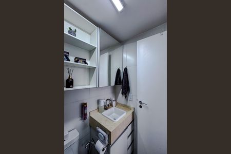 Apartamento à venda com 59m², 2 quartos e 1 vaga Apartamento à venda com 59m², 2 quartos e 1 vagaBanheiro da Suíte