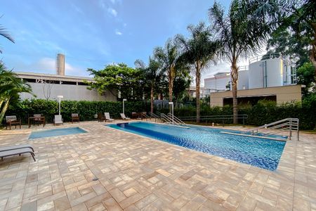Apartamento à venda com 59m², 2 quartos e 1 vaga Apartamento à venda com 59m², 2 quartos e 1 vagaÁrea comum - Piscina