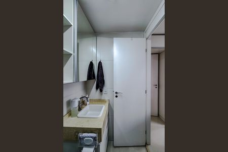 Apartamento à venda com 59m², 2 quartos e 1 vaga Apartamento à venda com 59m², 2 quartos e 1 vagaBanheiro da Suíte