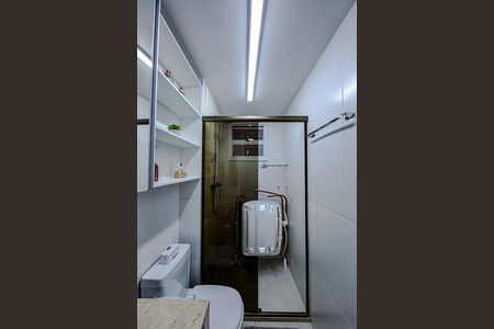 Apartamento à venda com 59m², 2 quartos e 1 vaga Apartamento à venda com 59m², 2 quartos e 1 vagaBanheiro