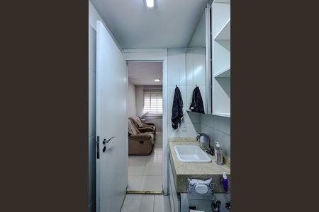 Apartamento à venda com 59m², 2 quartos e 1 vaga Apartamento à venda com 59m², 2 quartos e 1 vagaBanheiro