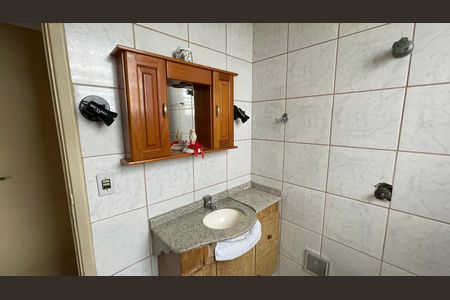 Apartamento para alugar com 106m², 3 quartos e 1 vaga Apartamento para alugar com 106m², 3 quartos e 1 vagaBanheiro da Suíte 1
