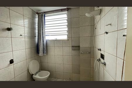 Apartamento para alugar com 106m², 3 quartos e 1 vaga Apartamento para alugar com 106m², 3 quartos e 1 vagaBanheiro da Suíte 1