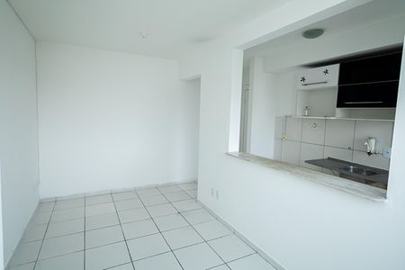 Sala de apartamento para alugar com 2 quartos, 48m² em Campo Grande, Rio de Janeiro