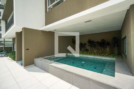 Apartamento para alugar com 76m², 2 quartos e 1 vaga Apartamento para alugar com 76m², 2 quartos e 1 vagaÁrea comum - Piscina