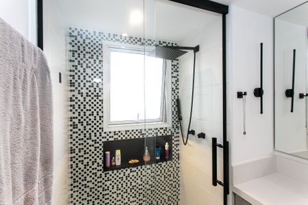Apartamento para alugar com 76m², 2 quartos e 1 vaga Apartamento para alugar com 76m², 2 quartos e 1 vagaBanheiro da Suíte 1
