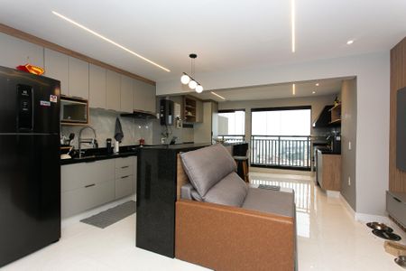 Sala de apartamento para alugar com 2 quartos, 76m² em Vila Zilda, São Paulo