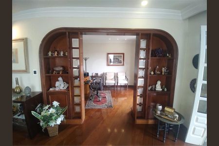 Apartamento à venda com 285m², 4 quartos e 6 vagas