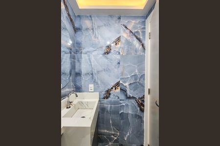 Apartamento para alugar com 58m², 2 quartos e 1 vaga Apartamento para alugar com 58m², 2 quartos e 1 vagaBanheiro da Suíte