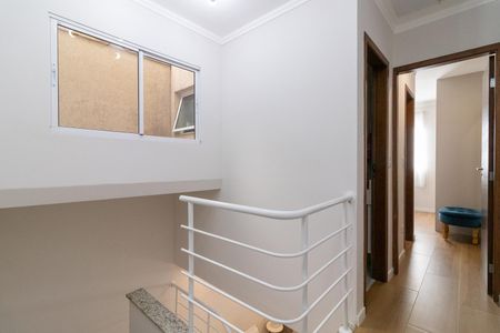 Casa de condomínio à venda com 115m², 3 quartos e 2 vagas Casa de condomínio à venda com 115m², 3 quartos e 2 vagasCorredor