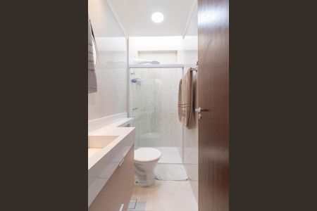 Casa de condomínio à venda com 115m², 3 quartos e 2 vagas Casa de condomínio à venda com 115m², 3 quartos e 2 vagasBanheiro da Suíte