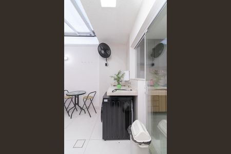 Casa de condomínio à venda com 115m², 3 quartos e 2 vagas Casa de condomínio à venda com 115m², 3 quartos e 2 vagasÁrea de Serviço
