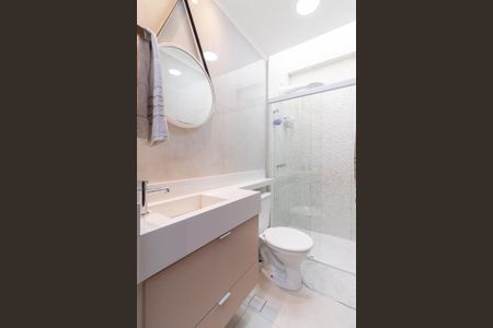 Casa de condomínio à venda com 115m², 3 quartos e 2 vagas Casa de condomínio à venda com 115m², 3 quartos e 2 vagasBanheiro da Suíte