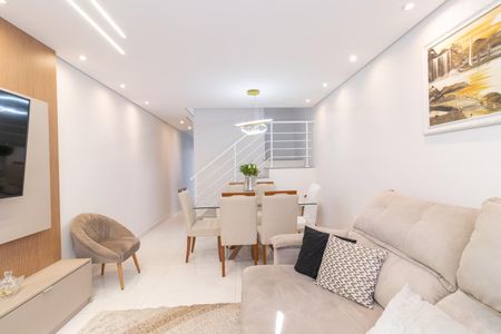 Casa de condomínio à venda com 115m², 3 quartos e 2 vagas Casa de condomínio à venda com 115m², 3 quartos e 2 vagasSala