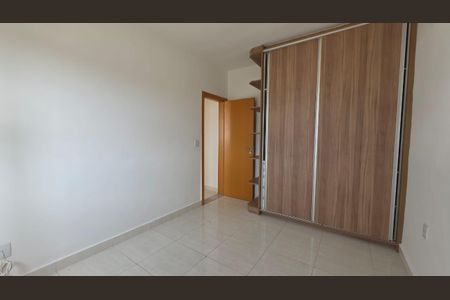 Apartamento à venda com 64m², 2 quartos e 1 vaga