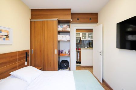 Apartamento à venda com 38m², 1 quarto e 1 vagaQuarto