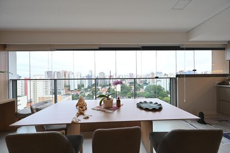 Apartamento à venda com 90m², 2 quartos e 1 vaga Apartamento à venda com 90m², 2 quartos e 1 vagaVaranda