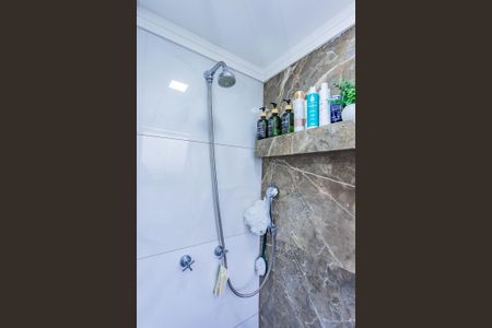 Apartamento à venda com 107m², 3 quartos e 2 vagas Apartamento à venda com 107m², 3 quartos e 2 vagasBanheiro suite 1