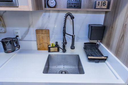Apartamento à venda com 107m², 3 quartos e 2 vagas Apartamento à venda com 107m², 3 quartos e 2 vagasCozinha e área de serviço