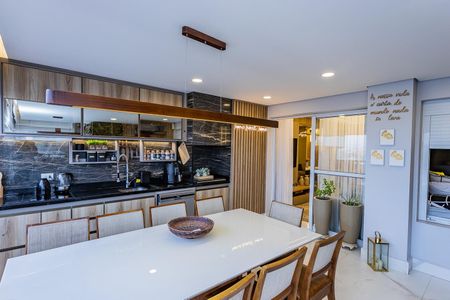 Apartamento à venda com 107m², 3 quartos e 2 vagas Apartamento à venda com 107m², 3 quartos e 2 vagasVaranda gourmet