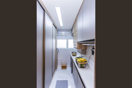 Apartamento à venda com 107m², 3 quartos e 2 vagas Apartamento à venda com 107m², 3 quartos e 2 vagasCozinha e área de serviço
