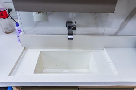 Apartamento à venda com 107m², 3 quartos e 2 vagas Apartamento à venda com 107m², 3 quartos e 2 vagasCozinha e área de serviço