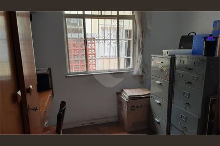 Casa à venda com 180m², 4 quartos e 5 vagas