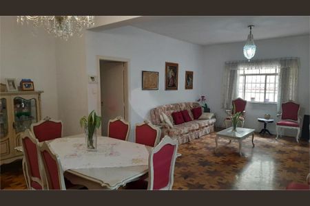 Casa à venda com 4 quartos, 180m² em Jardim Europa, São Paulo