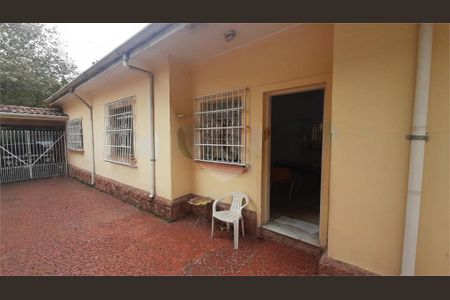 Casa à venda com 180m², 4 quartos e 5 vagas