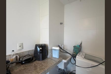 Apartamento à venda com 77m², 2 quartos e 1 vaga Apartamento à venda com 77m², 2 quartos e 1 vagaÁrea de serviço