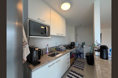 Apartamento à venda com 77m², 2 quartos e 1 vaga Apartamento à venda com 77m², 2 quartos e 1 vagaCozinha