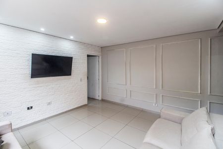 Sala de casa para alugar com 2 quartos, 175m² em Chácara Adriana Aparecida, Carapicuíba