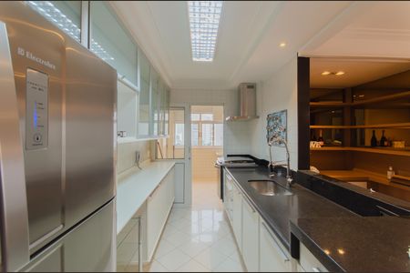 Apartamento à venda com 86m², 2 quartos e 2 vagas Apartamento à venda com 86m², 2 quartos e 2 vagasCozinha