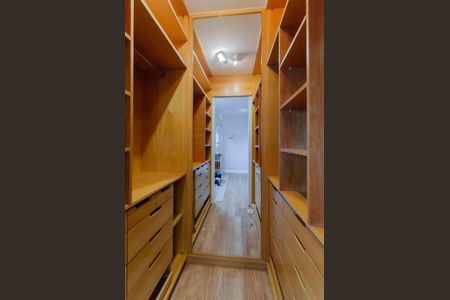 Apartamento à venda com 86m², 2 quartos e 2 vagas Apartamento à venda com 86m², 2 quartos e 2 vagasSuíte