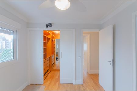 Apartamento à venda com 86m², 2 quartos e 2 vagas Apartamento à venda com 86m², 2 quartos e 2 vagasSuíte
